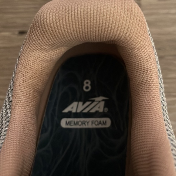 𝅺avia sneakers - Picture 7 of 7